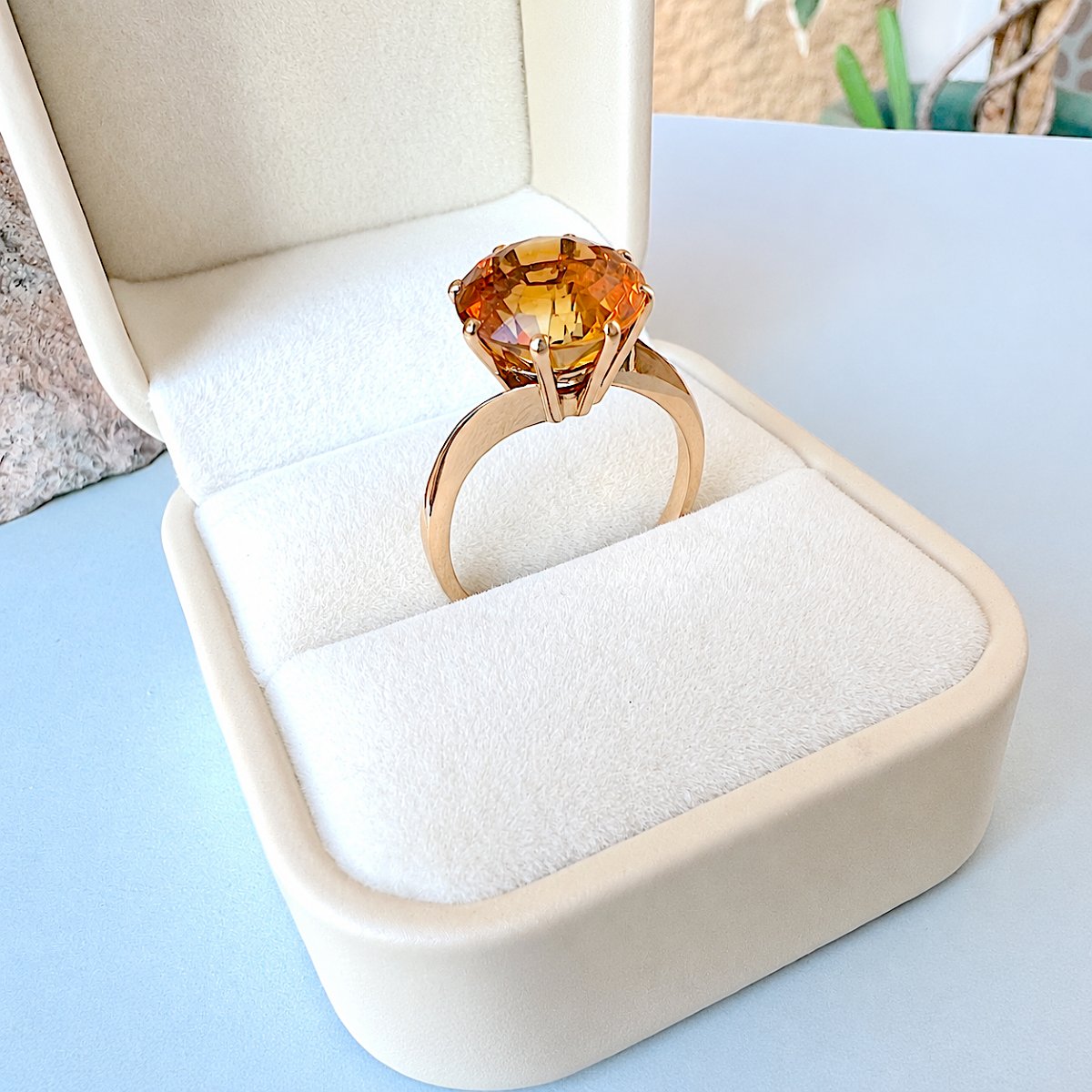 18k Yellow Gold Citrine Solitaire Ring