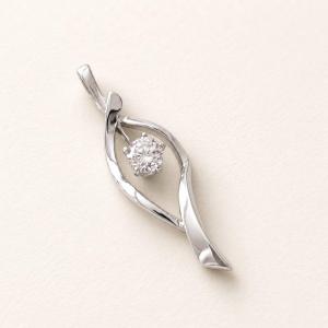 0.20 Ct Diamond Pendant In 18k White Gold