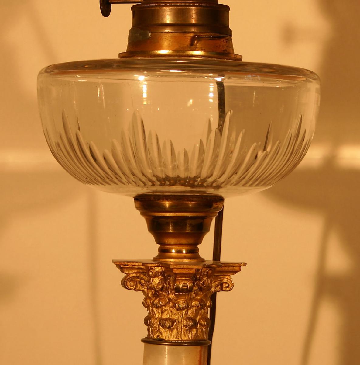 Oil Lamp Mounted In Lamp-photo-3