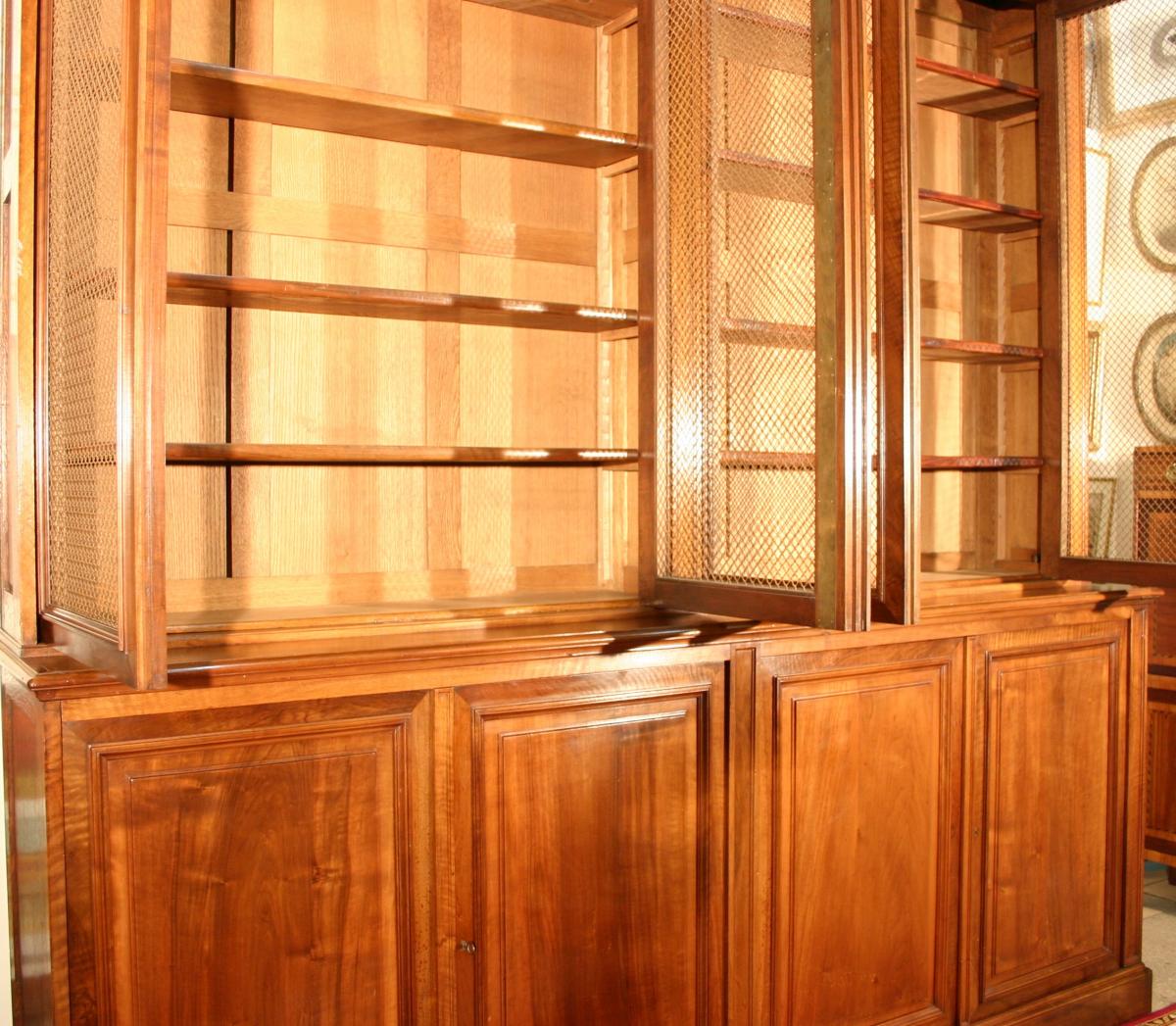 Grande bibliothéque en noyer, fin du XIXeme siècle-photo-2
