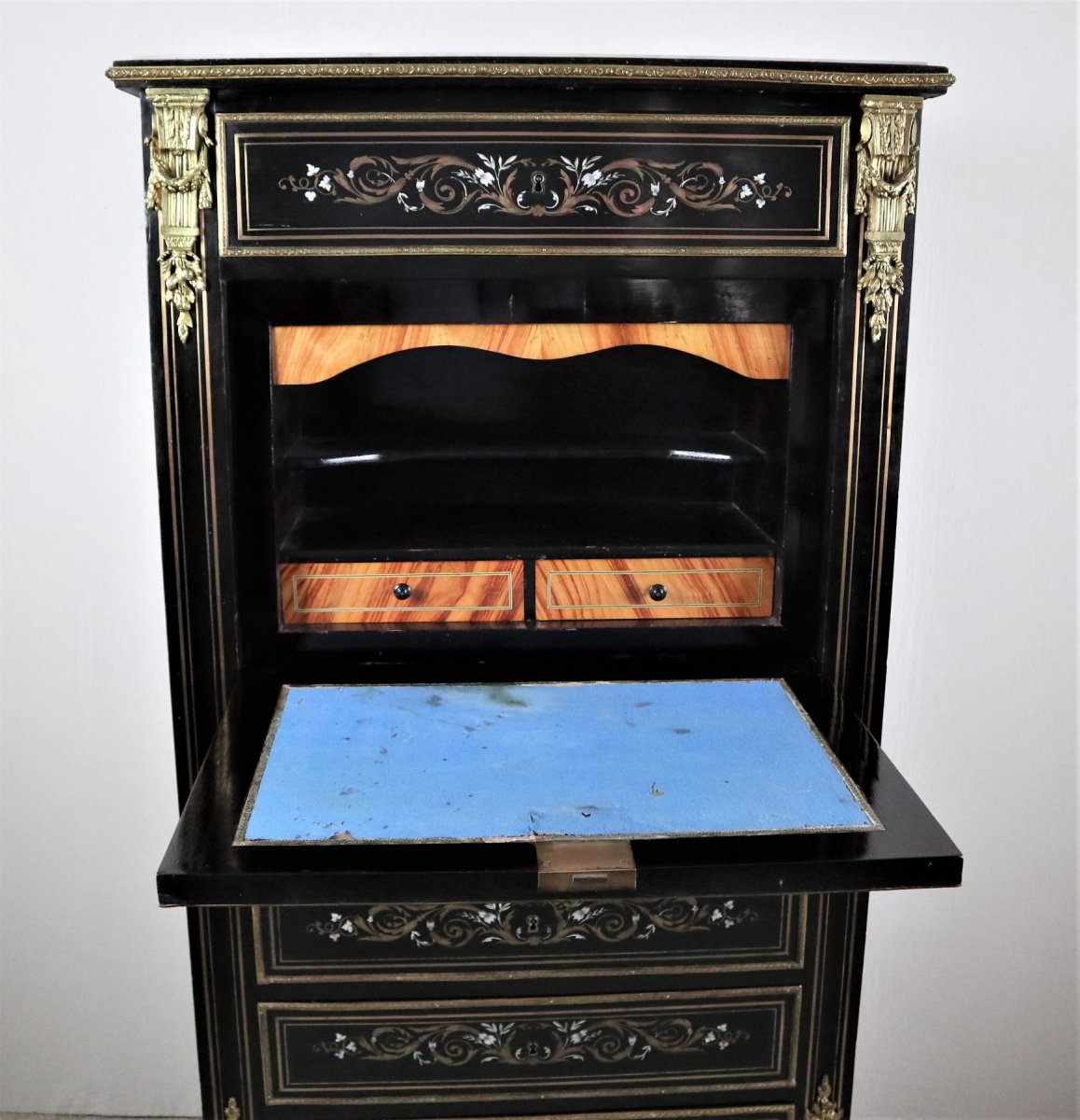 Secrétaire Napoléon III En Bois Noirci Et Marqueterie De Laiton-photo-4