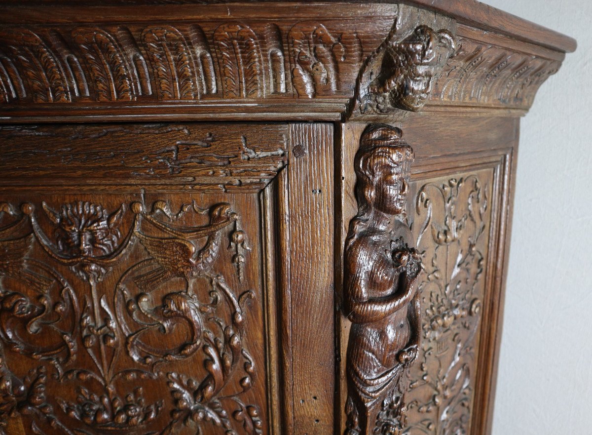 Dressoir En Chêne Sculpté De Style Renaissance-photo-4