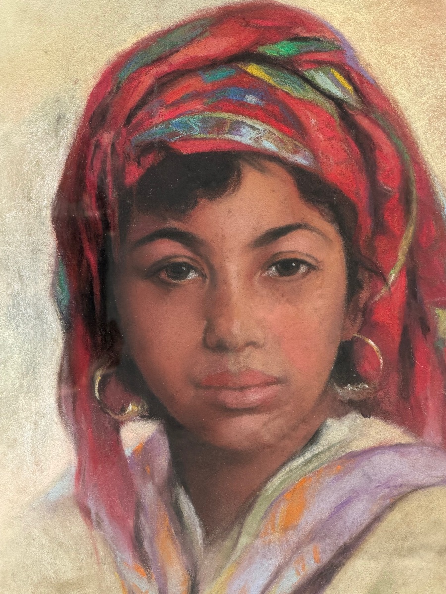 émile Deckers (1885–1968), Circa 1925–1930, Pastel Of A Beautiful Young Kabyle Woman -photo-3