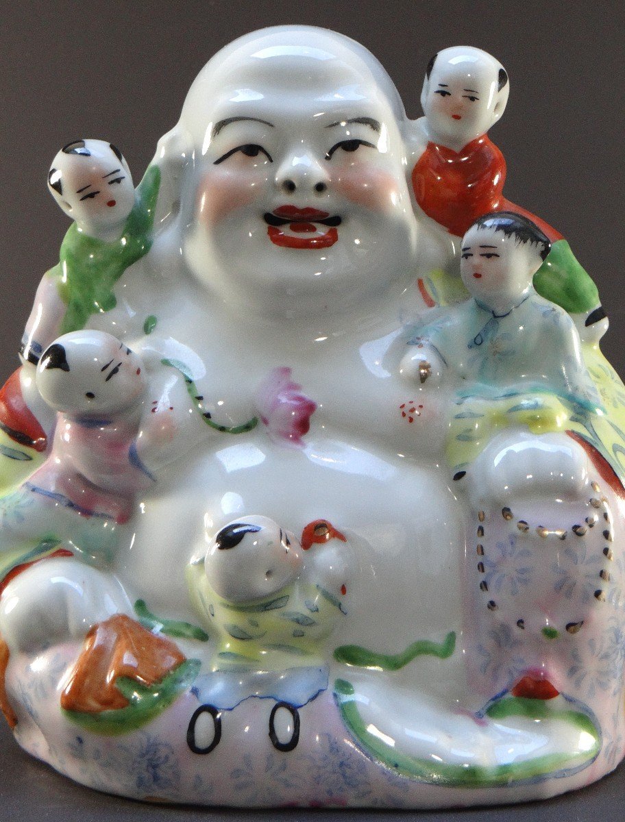 China, Mid-20th Century, Poussah Porcelain Group And Children.-photo-1