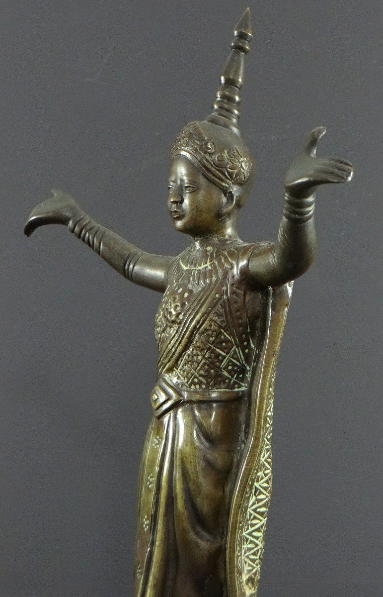 Thaïlande, Début Du XXème Siècle, Statue De Danseuse Traditionnelle En Bronze. -photo-3
