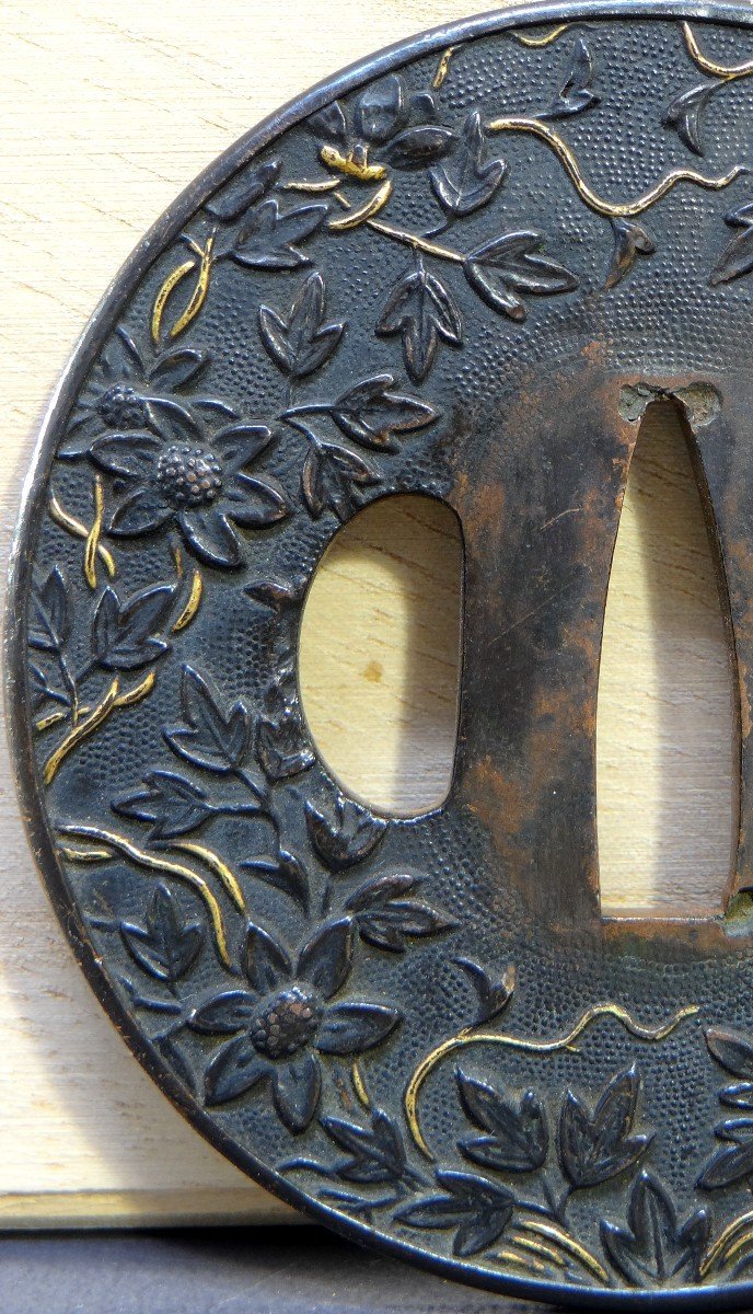 Japon, Fin De l'époque Edo (1603-1868), Garde De Sabre De Samouraï "Tsuba" En Shakudo.-photo-1