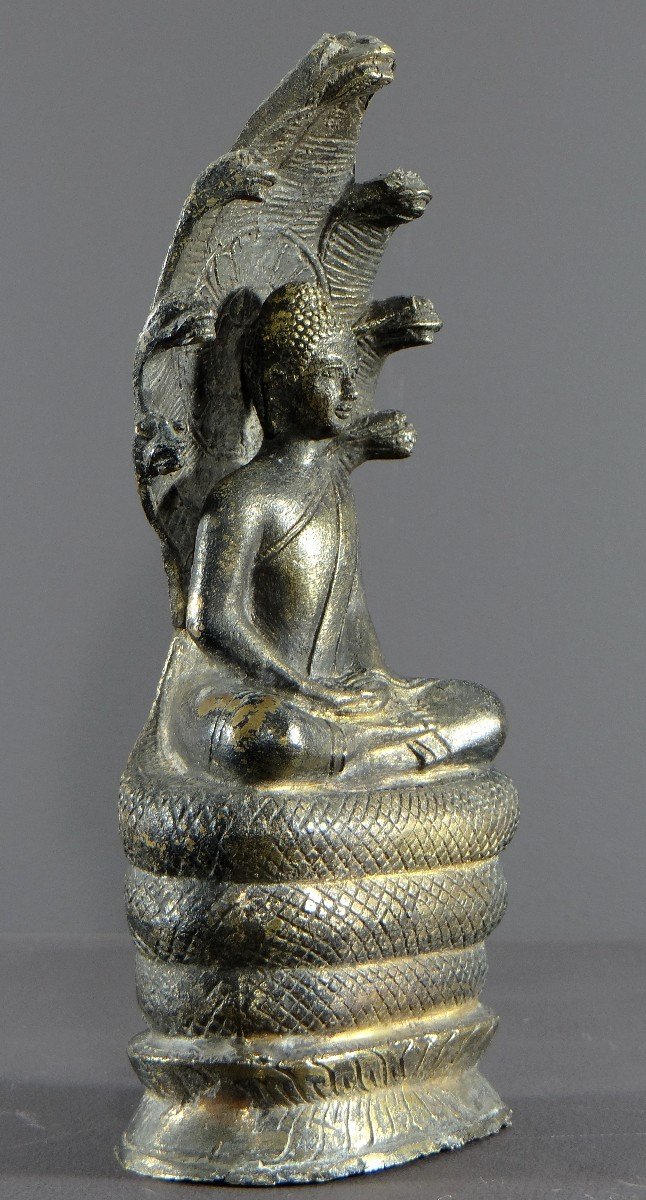 Thaïlande Ou Birmanie, Années 1930/1950, Statue De Bouddha Sous La Naga En Bronze. -photo-2