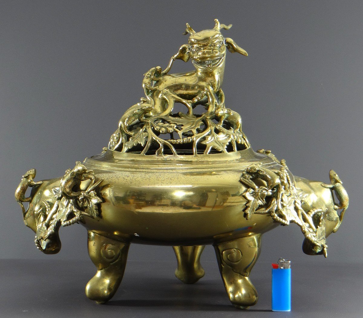 Chine, Fin Du XIXème-début Du XXème Siècle, Important Brûle-parfum En Bronze Orné d'Animaux. -photo-8