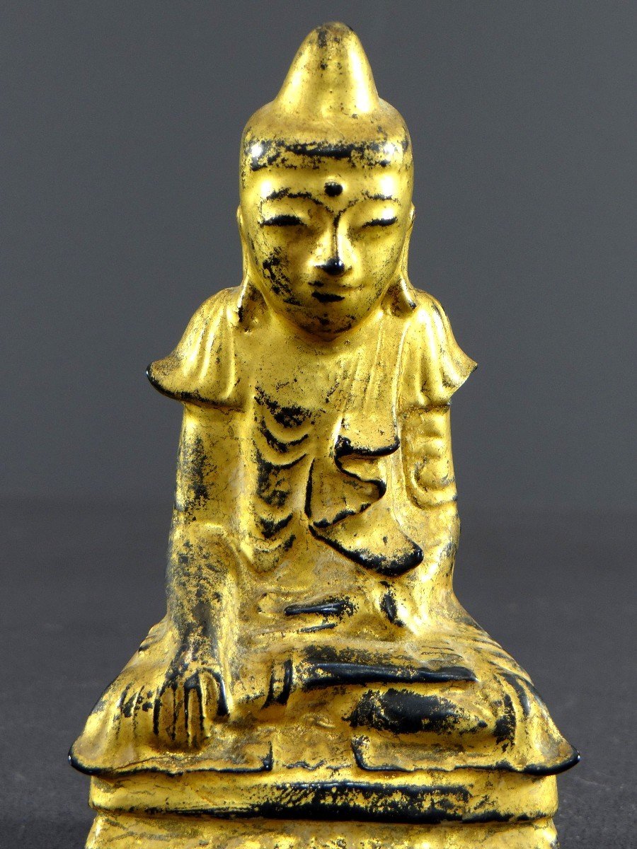 Burma, Early 20th Century, Buddha Statue In Lacquered Wood With Gold Leaf.-photo-3