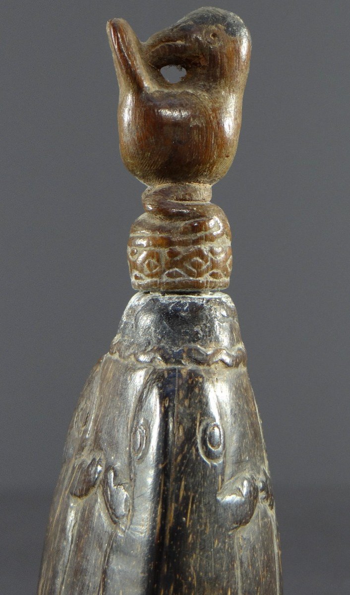 Indonésie, île De Timor, Rare Boîte à Craie (bétel) En Bois Sculpté De Lézards Et d'Un Oiseau. -photo-2