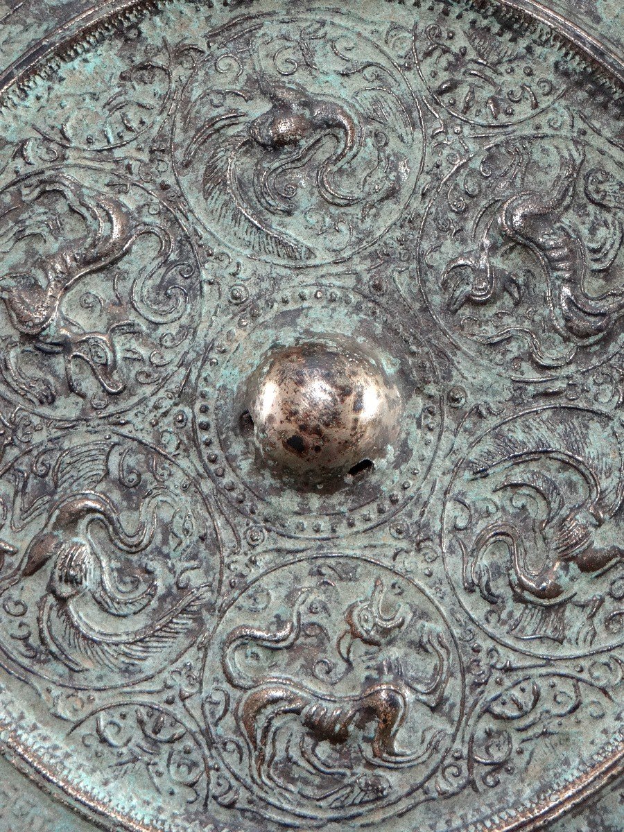 China, Mid-20th Century, Metal Mirror Presenting A Decor Of Phoenix And Kilins.-photo-6