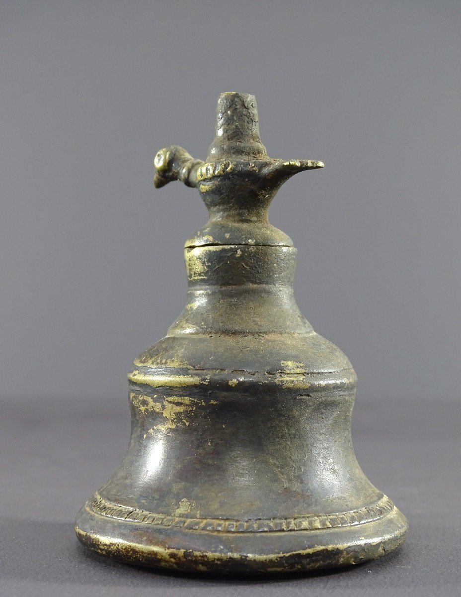 Nepal, First Half Of The 20th Century, Hindu Ceremonial And Ritual Oil Lamp. -photo-2