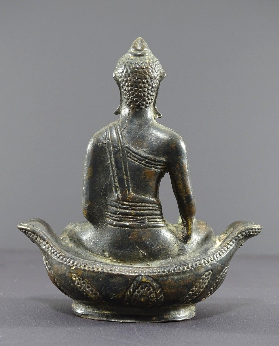 Thailand, Early 20th Century, Sukhothai Style Bronze Buddha.-photo-5