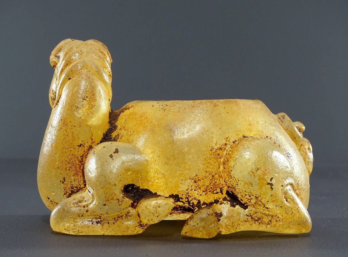China, 18th Century, Glass Cup With Ground Inlays In The Shape Of A Reclining Horse.-photo-4