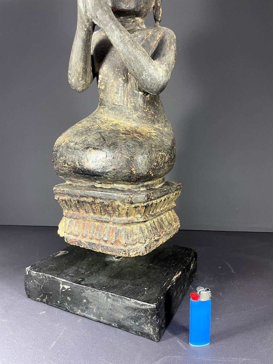 Birmanie, XIXème siècle, sculpture en bois figurant un moine bouddhiste sur un socle lotiforme.-photo-8