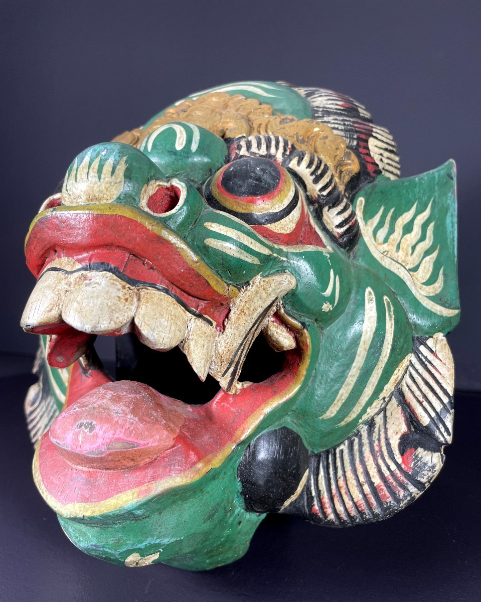 Indonésie, masque polychrome du théatre de Barong, 1970.-photo-4