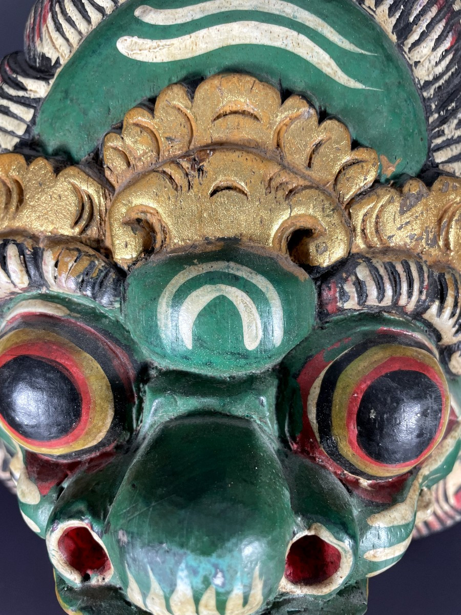 Indonésie, masque polychrome du théatre de Barong, 1970.-photo-2