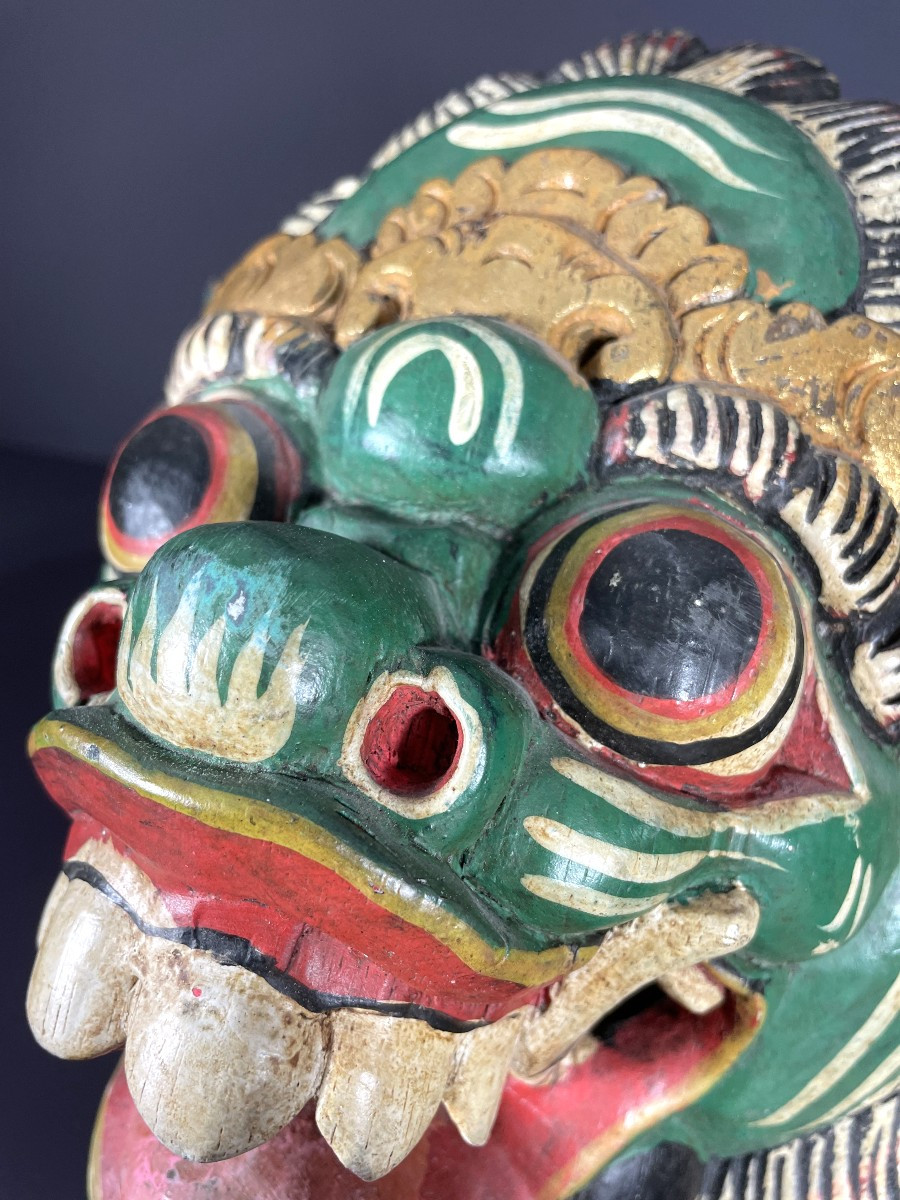 Indonésie, masque polychrome du théatre de Barong, 1970.-photo-5