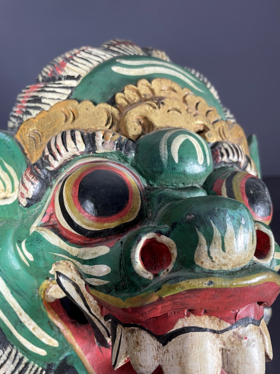Indonésie, masque polychrome du théatre de Barong, 1970.-photo-6