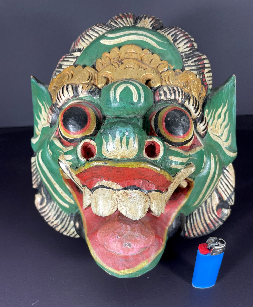 Indonésie, masque polychrome du théatre de Barong, 1970.-photo-8