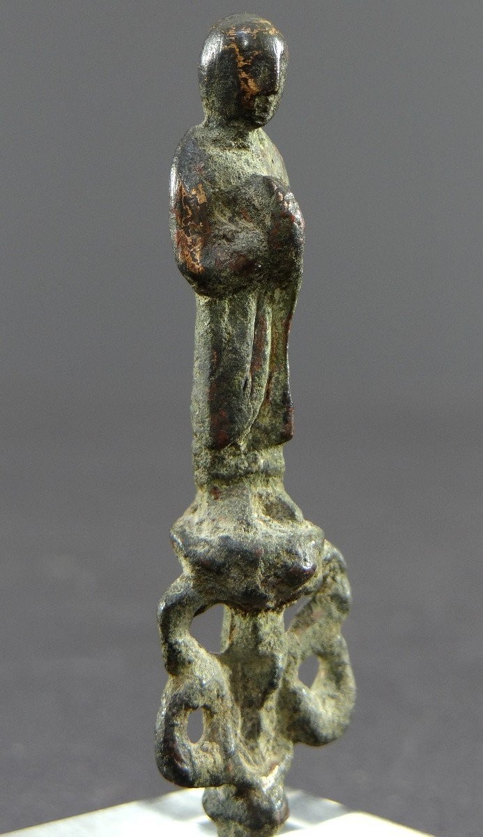 China, Tang Dynasty Period (618-907), Rare Miniature Bronze Statue Of A Buddhist Monk. -photo-7