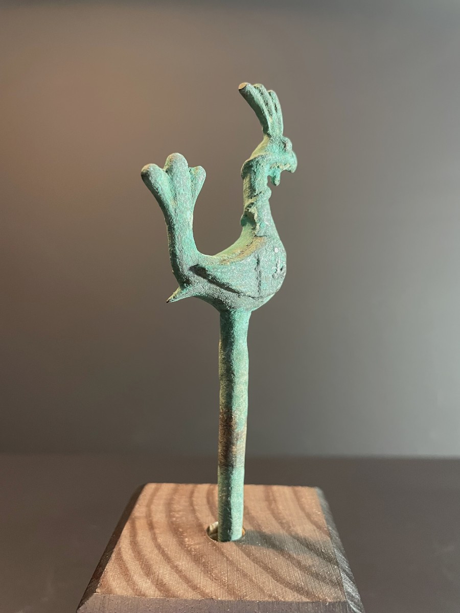 Bactriane, IIIème siècle avant notre ère, épingle à cheveux en bronze ornée d'un oiseau stylisé-photo-3