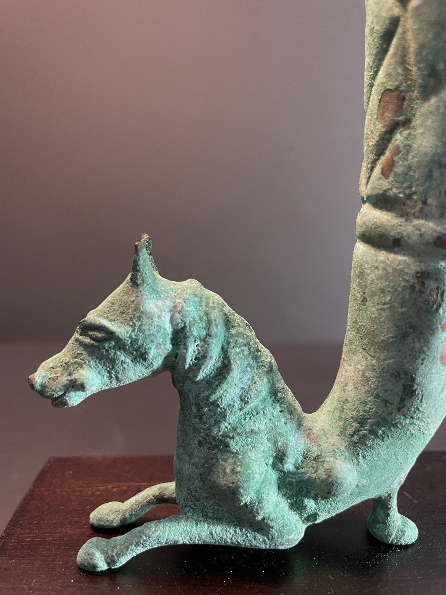 Civilisation de Bactriane, 400 avant notre ère, rhyton en bronze orné d'un buste de cheval-photo-3