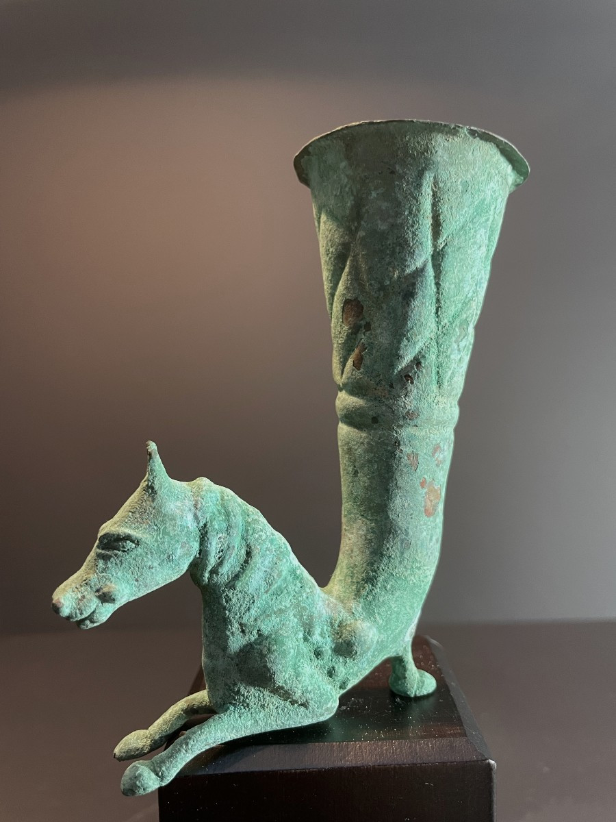 Civilisation de Bactriane, 400 avant notre ère, rhyton en bronze orné d'un buste de cheval-photo-7