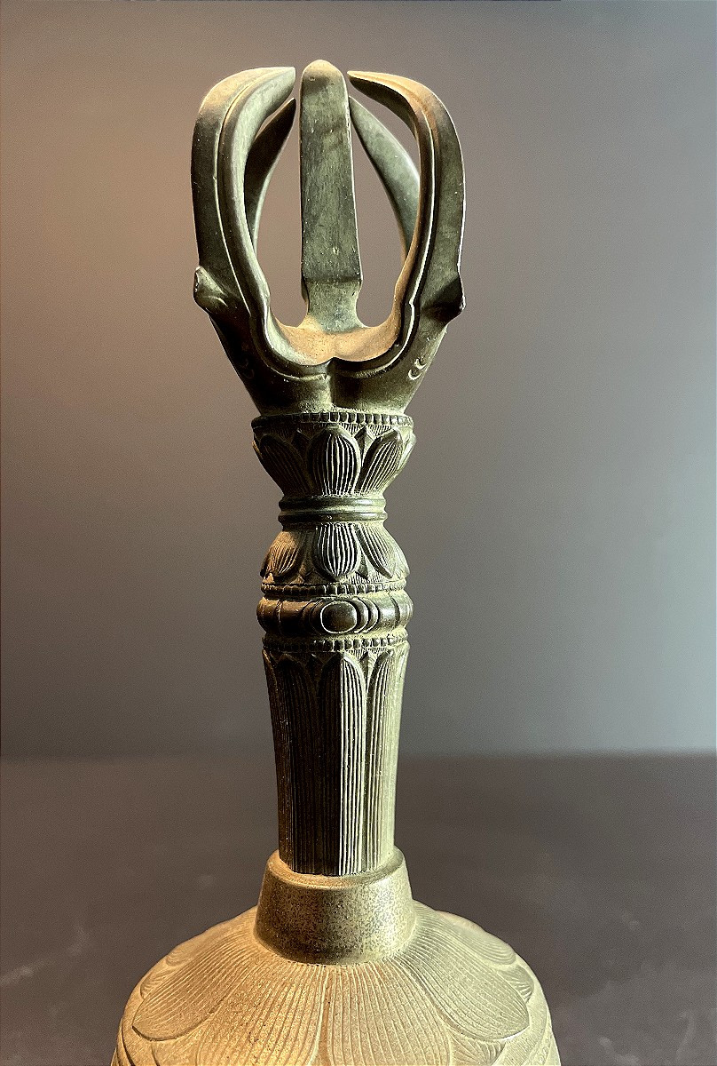 Japan, Late 19th Century, Buddhist Ritual Bell In The Shape Of A Vajra Decorated With Lotuses.-photo-6