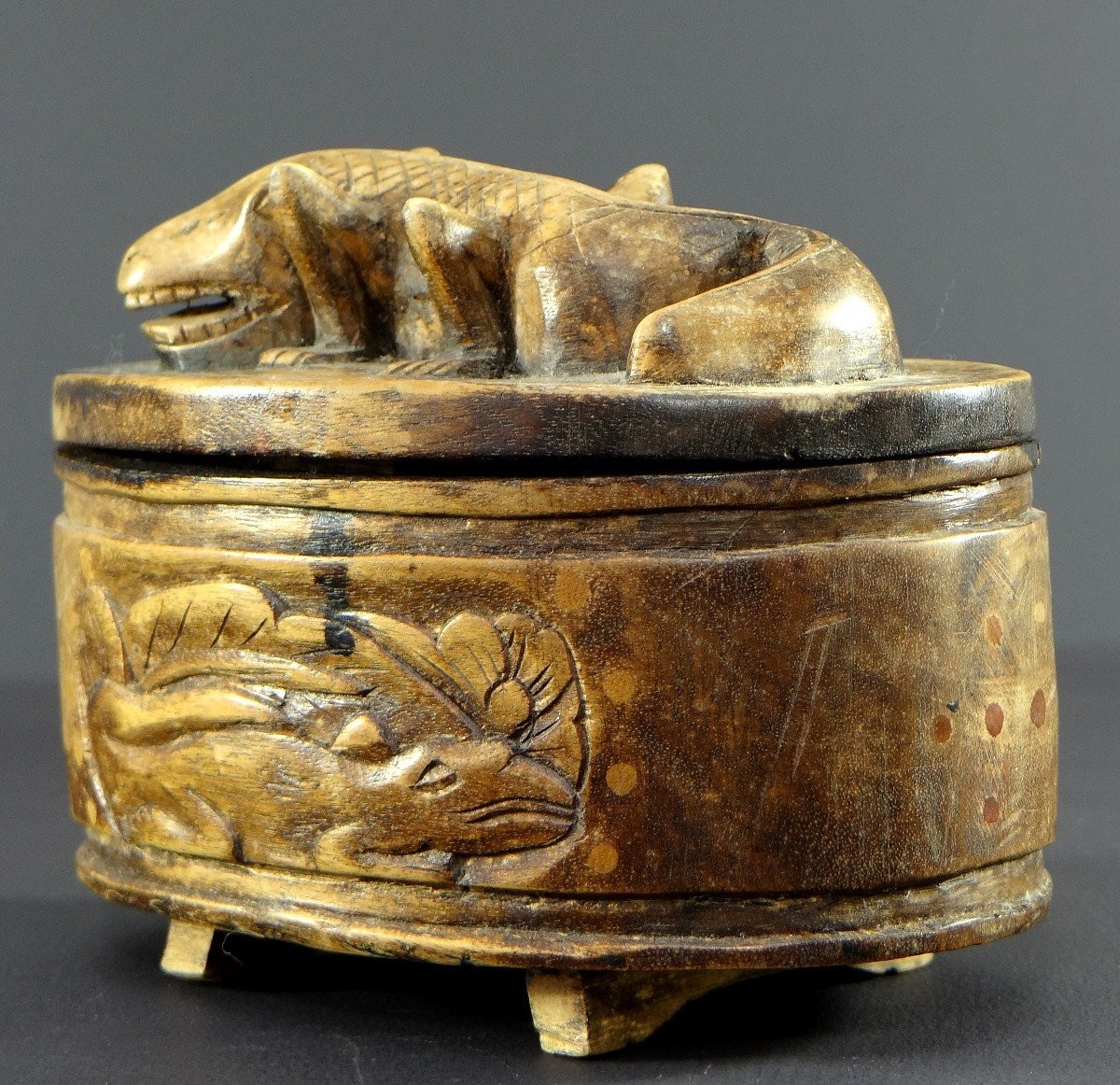 Indonésie, île De Lombok, Années 1930/1950, Boîte En Bois à Décor De Lézards.-photo-6