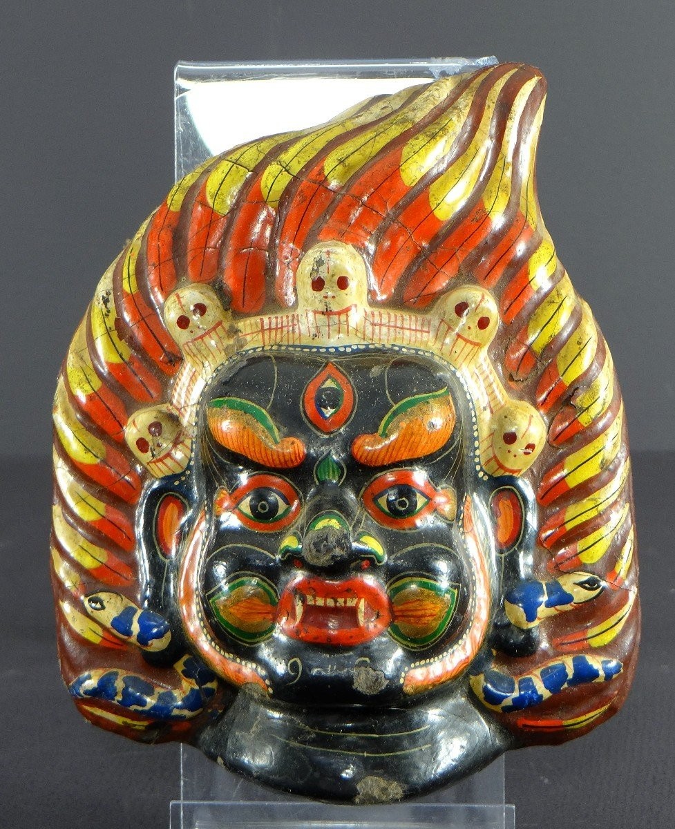 Tibet, Première Moitié Du XXème Siècle, Masque En Carton Bouilli Polychrome Figurant Mahakala.