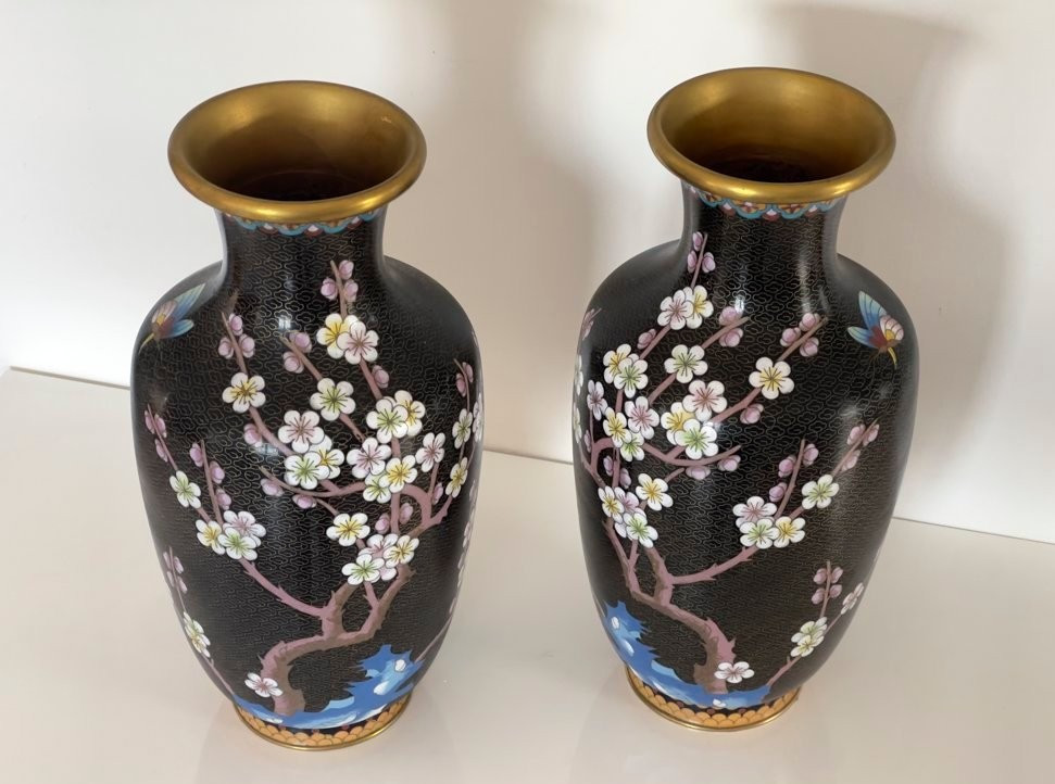China, 1950s/1960s, Pair Of Cloisonné Enamel Vases With Floral Decoration.-photo-5
