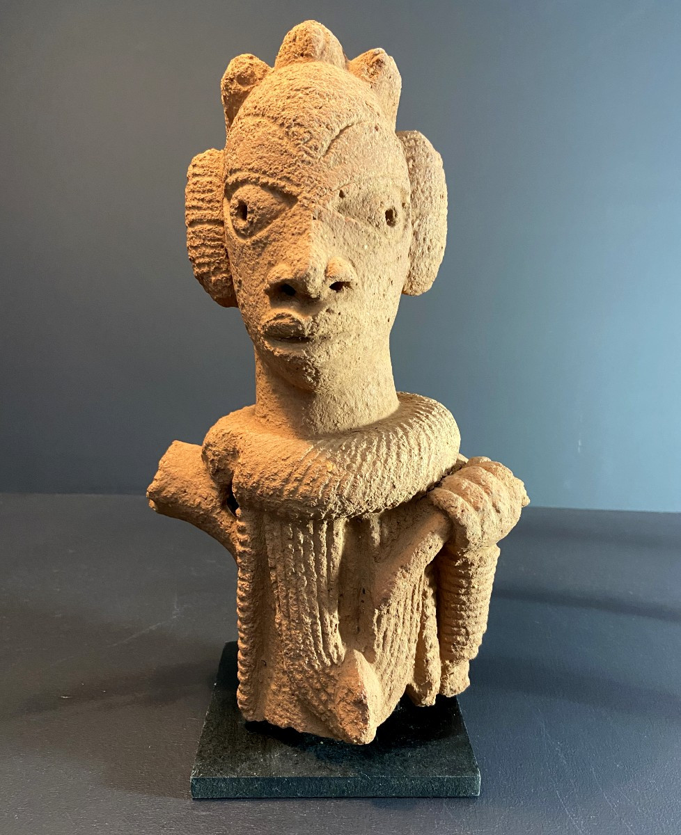 Nigeria, Nok Culture, Bust Of A Dignitary Wearing A Necklace.-photo-1