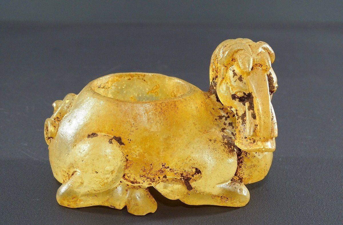 China, 18th Century, Glass Cup With Ground Inlays In The Shape Of A Reclining Horse.-photo-5