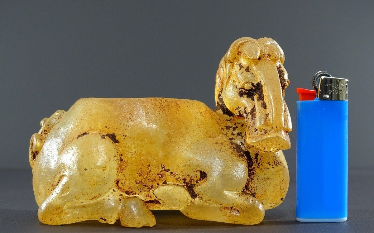 China, 18th Century, Glass Cup With Ground Inlays In The Shape Of A Reclining Horse.-photo-7