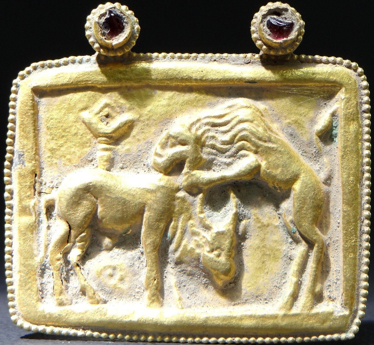 Gandhara Greco-buddhist Art, 1st To 3rd Century A.d., Repoussé Gold Pendant.-photo-4