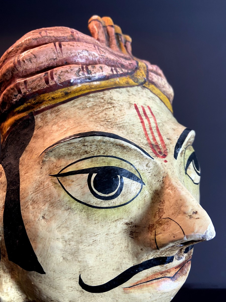 India, 1960/1970, Maharaja's Head Made Of Boulli Cardboard Resting On A Wooden Base.