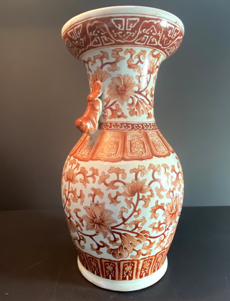 China - Late Qing Or Minguo, Circa 1900-1920, Porcelain Baluster Vase With Enamel Decoration.-photo-2