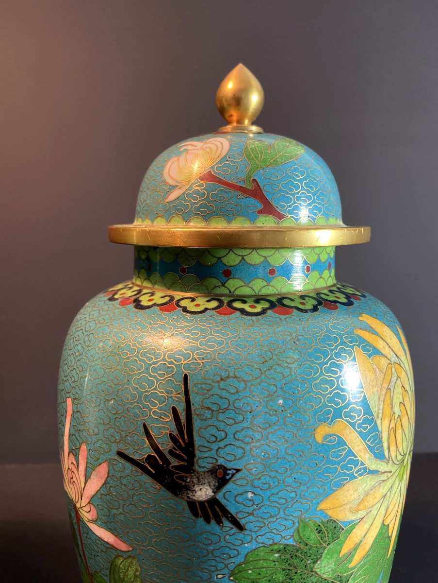 China, 1950s/1960s, Pair Of Cloisonné Enamel Pots With Floral Decoration.-photo-2