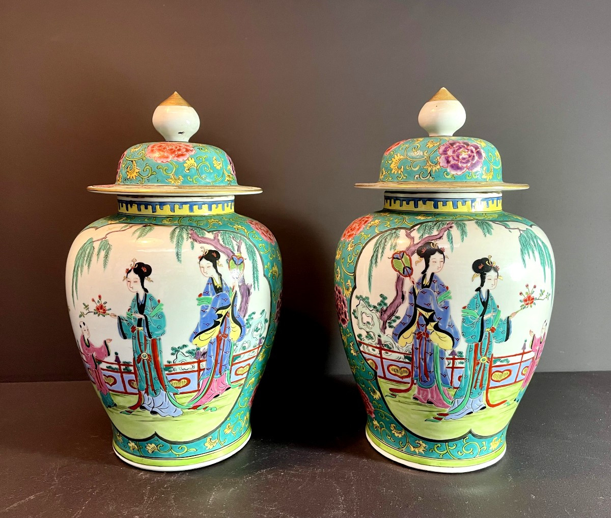 China, Mid 20th Century, Pair Of Richly Decorated Porcelain Jars With Lids.-photo-3