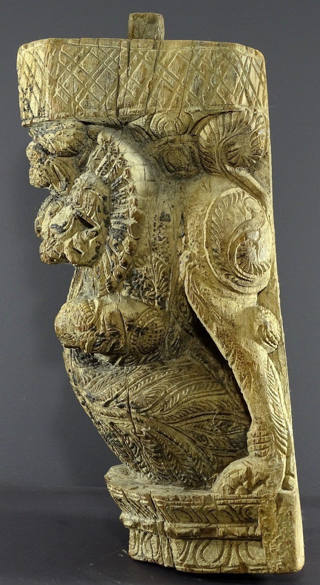 India, Tamil Nadu Region, 17th–18th Centuries, Wooden Architectural Element Depicting A Yali.-photo-3