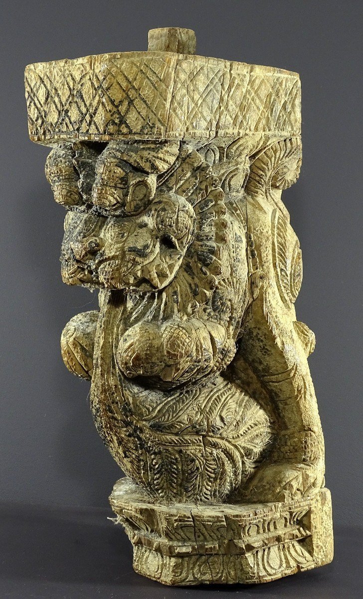 India, Tamil Nadu Region, 17th–18th Centuries, Wooden Architectural Element Depicting A Yali.