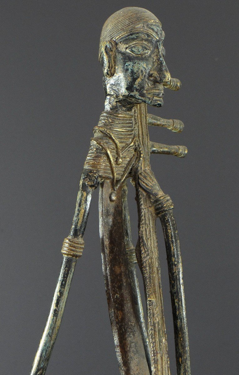 India, Early 20th Century, Rare And Large Tribal Bronze Statue, Saranghi Player.-photo-2