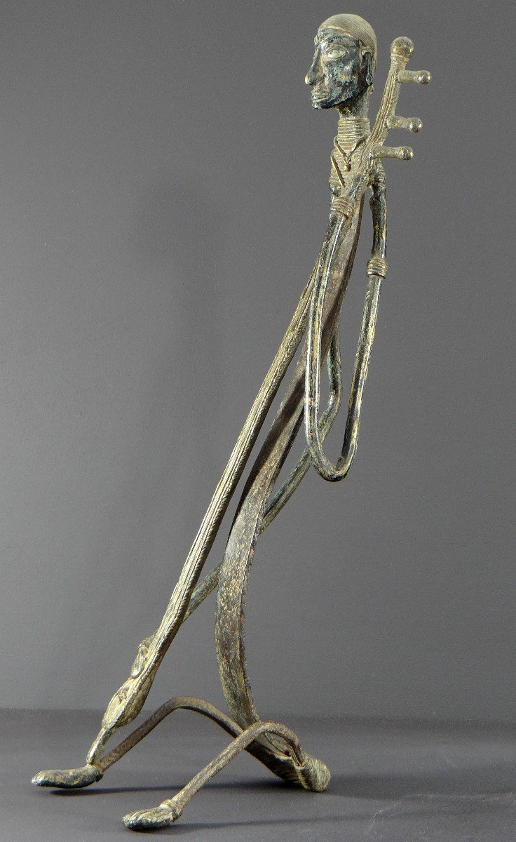 India, Early 20th Century, Rare And Large Tribal Bronze Statue, Saranghi Player.-photo-6