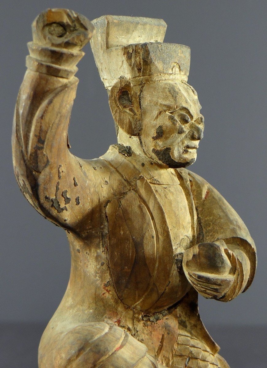Chine, Début Du XIXème Siècle, Statue De Chao Kung Ming En Bois Sculpté.-photo-1