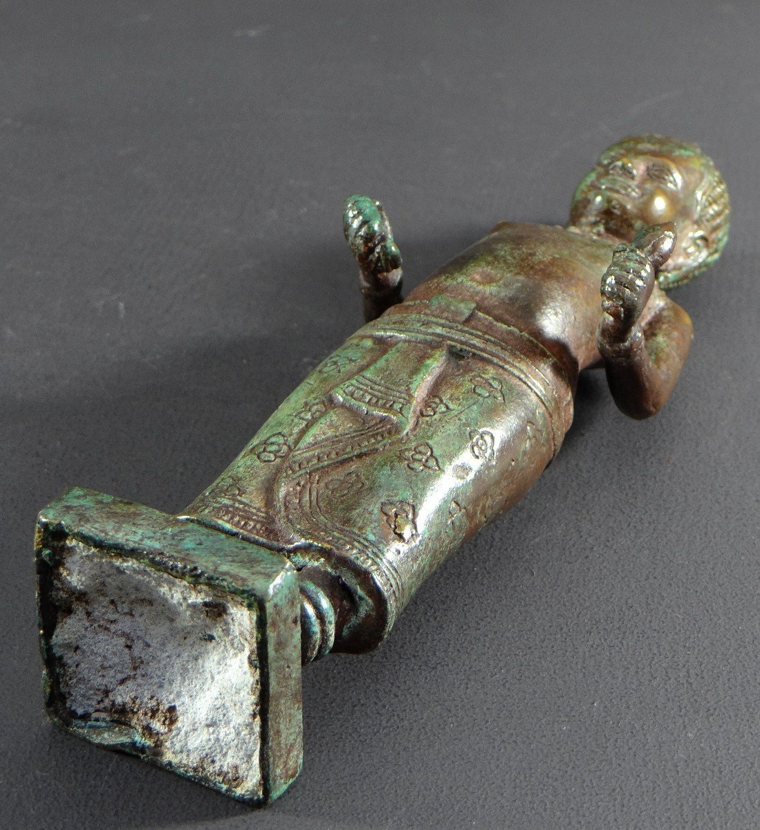 Cambodge, Peuple Khmer, Fin Du XIXème Siècle, Statue De Vishnu (vishnou) En Bronze.-photo-1