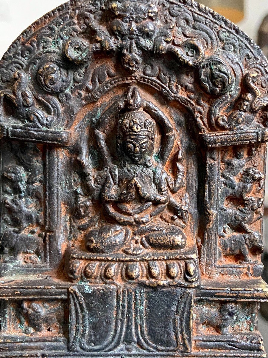Népal, Début Du XIXème Siècle, Rare Autel En Bronze Dédié Au Bodhisattva Sadaksari.-photo-5