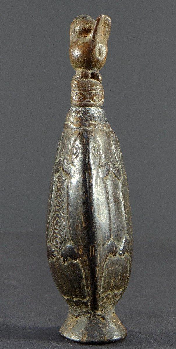 Indonésie, île De Timor, Rare Boîte à Craie (bétel) En Bois Sculpté De Lézards Et d'Un Oiseau.-photo-2