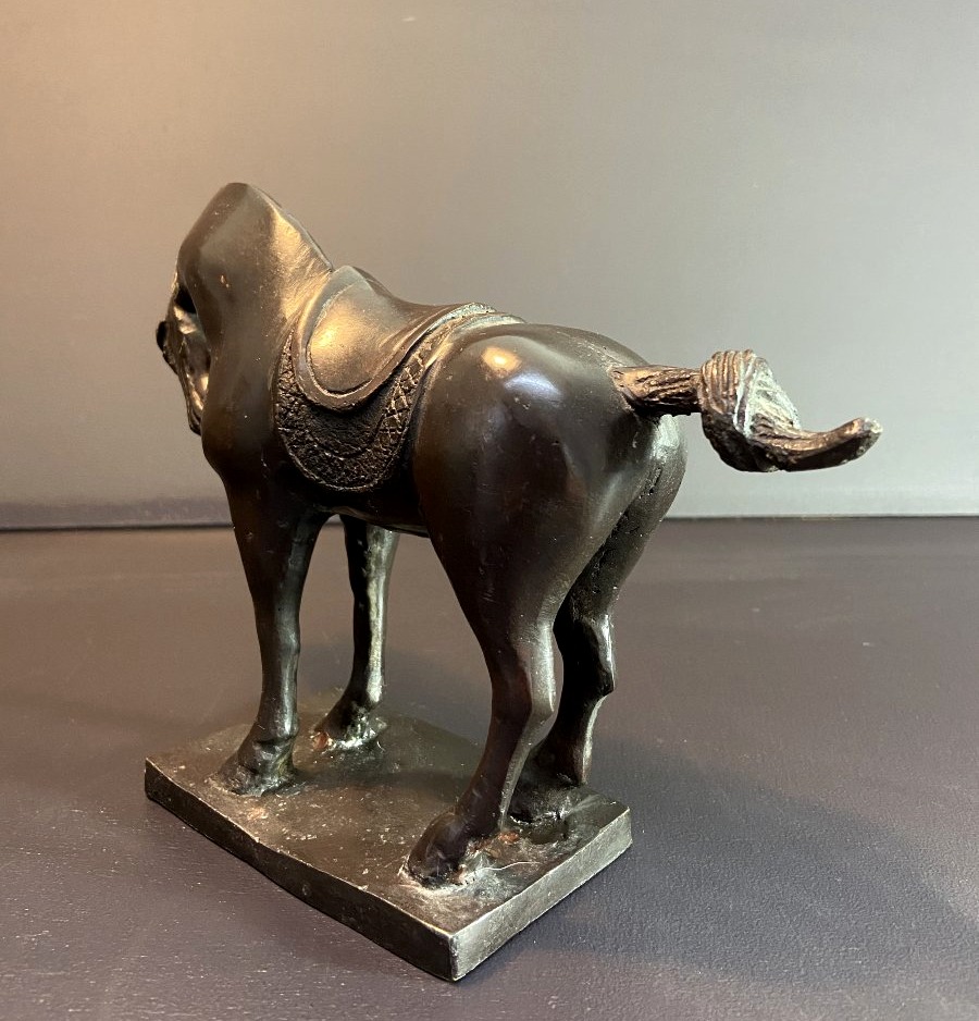 Chine, Milieu XXème siècle, Bronze à représentation d'un cheval.-photo-5