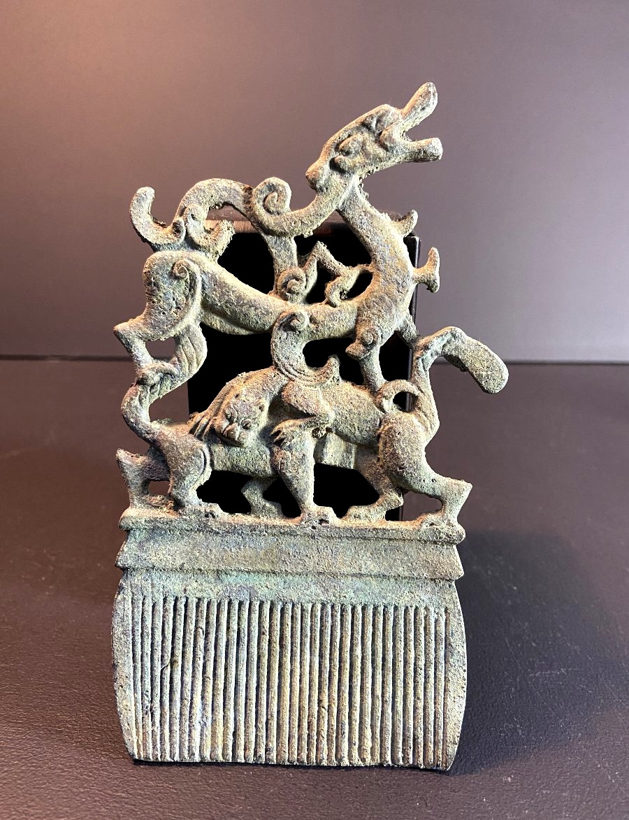 China, Qing Dynasty, Bronze Comb Decorated At The Top With A Dragon Surmounting Two Tigers.-photo-2